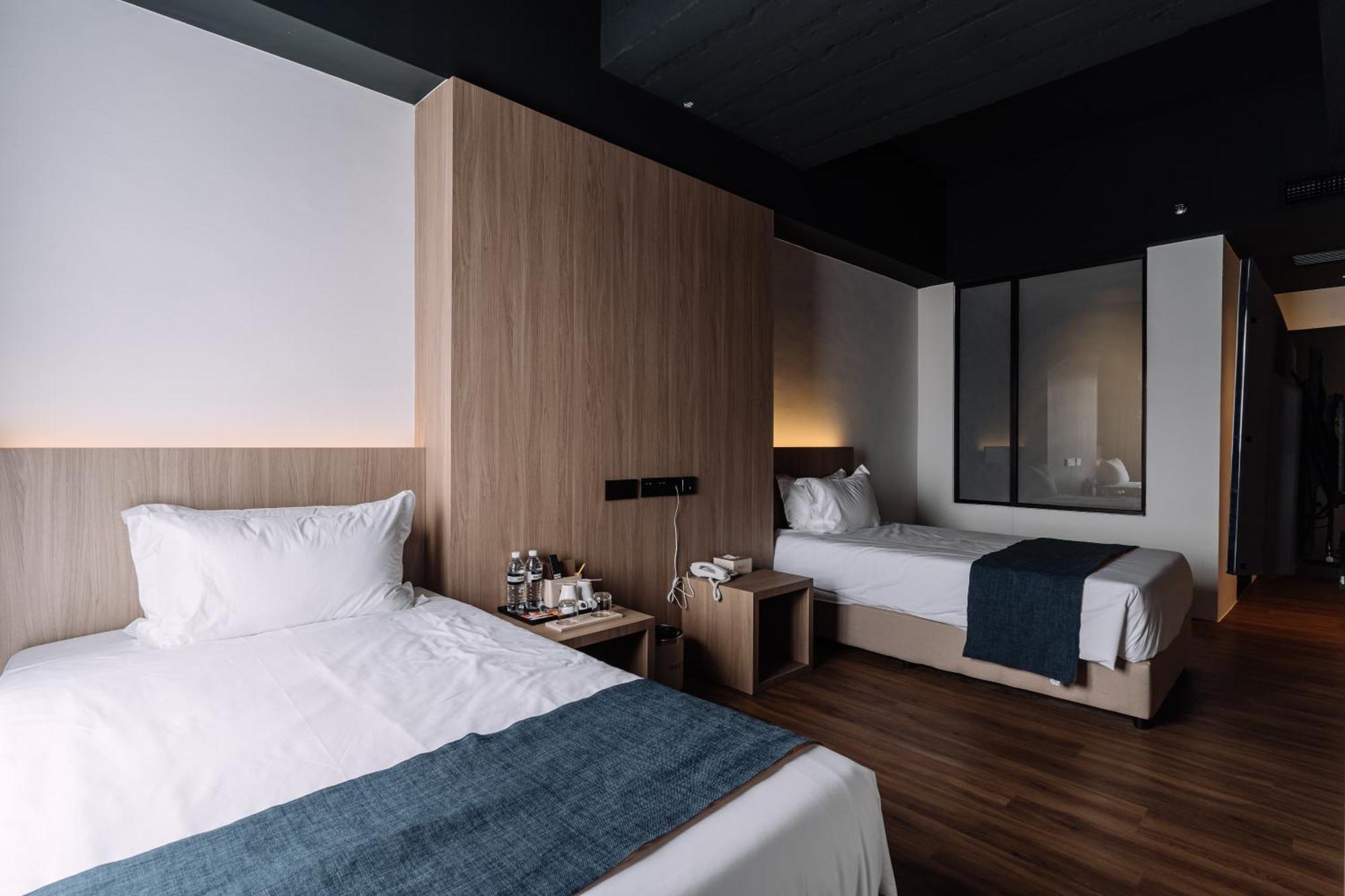 Impiana By Roxy Hotel Kuching Exterior foto